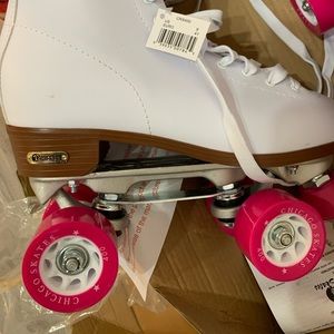 NWT Chicago roller skates Size 9 women’s European